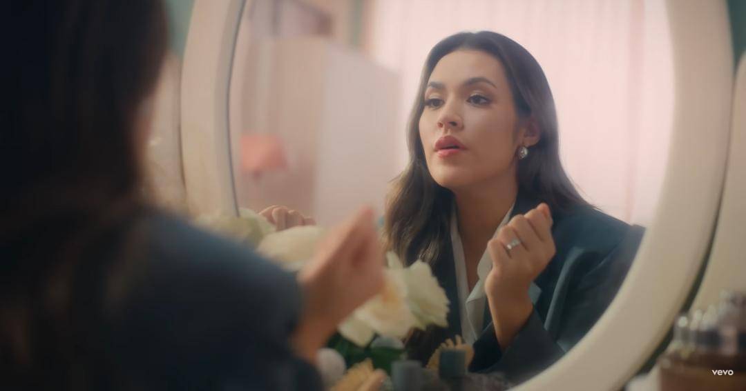 YouTube.com/raisa6690